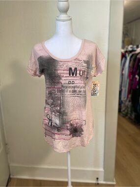 Mudd Light Pink Graphic Scoop Neck Tee